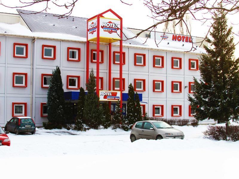 Drive Inn Hotel Törökbálint Exterior foto